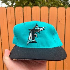 VTG Florida Marlins New Era Diamond Collection Fitted Hat Size 7 3/8 100% Wool